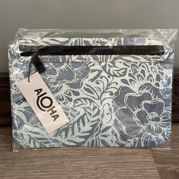 ALOHA Collection Handbags - Aloha Collection Small pouch - Teal Gardenia - Tiare Hawaii Collab